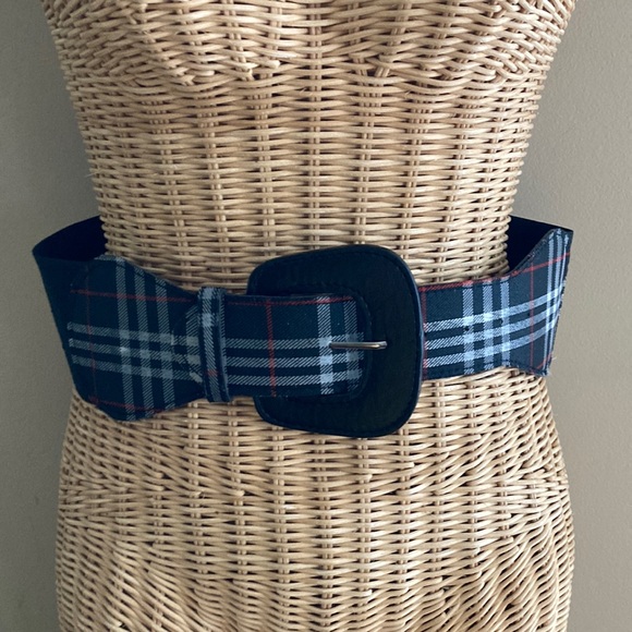 ‎Belt - Picture 1 of 4